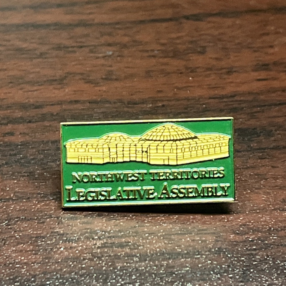 Northwest Territories Legislative Assembly Canada Lapel Hat Pin‎